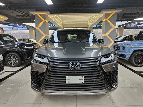雷克萨斯LX600 价格暴跌现车优惠二十万