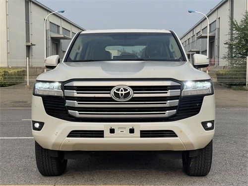 22款国六丰田酷路泽LC300现车售价98万