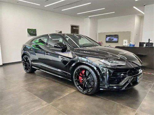 新款兰博基尼Urus战斗灰现车限时特价