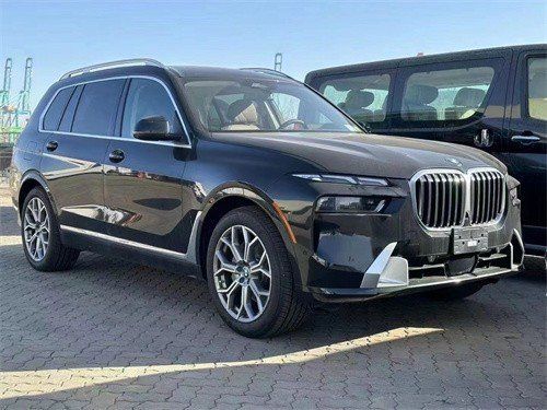 2023款宝马X7 新款现车优惠降价二十万