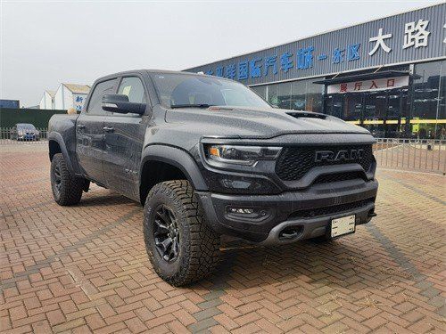 霸王龙 公路之王道奇公羊30年报废手续