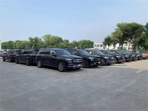 天津保税区23款奔驰GLS450清库存大降价