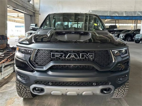 道奇霸王龙满配2级包分期零首付售100万