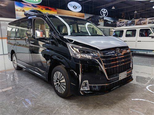 丰田格兰维亚祼车商务68万起分期零首付