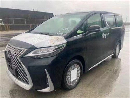 23款雷克萨斯LM300h现车落地特惠降价