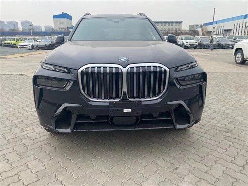 2023款宝马X7加版卓越豪华版减10万抢购