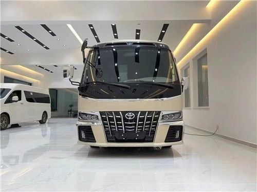 丰田考斯特4.0V6经典黄金动力奢华内饰