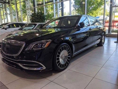 22款奔驰迈巴赫S560 现车秒杀直降最低价