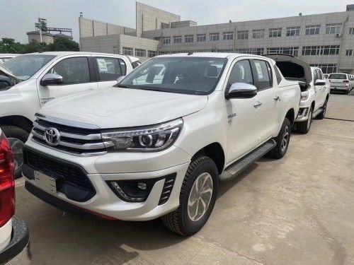 23款丰田海拉克斯柴油港口现车优惠中