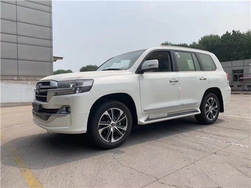 2023款丰田酷路泽4000 王牌越野性能强大