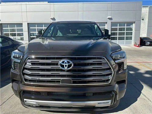 23款丰田红杉3.5T价最低 越野最好的选择