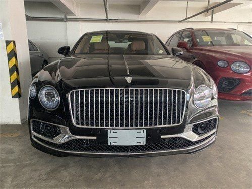 2023款宾利飞驰4.0T 超值价可分期提车