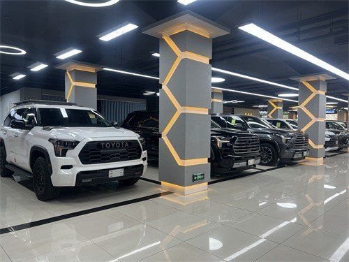 全新一代3.5T混动版丰田红杉心动让利促