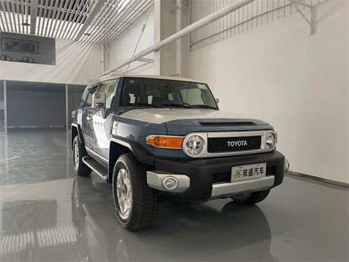 23款酷路泽FJ号称沙漠小王子 50余万起