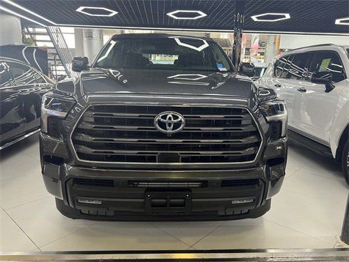 2023款丰田红杉进口现车价格直降到底