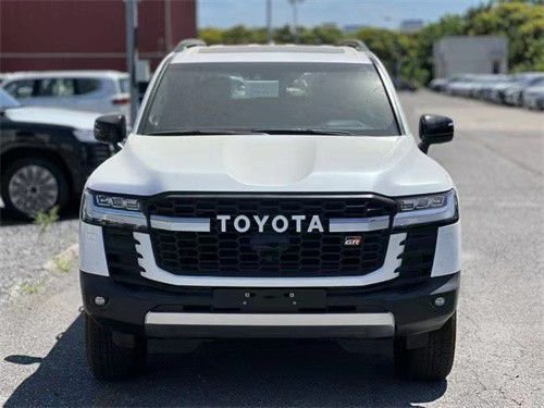 丰田酷路泽LC300运动中东版实车价格曝光