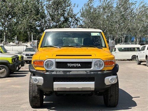 新款丰田酷路泽FJ沙漠越野王者只需47万