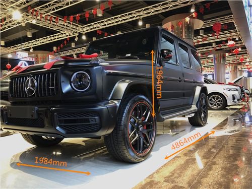 23款奔驰G63港口现车让利30万 特惠出售