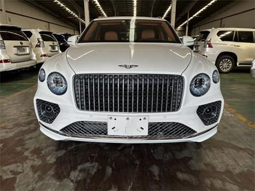 23款宾利添越加长雅度版V8港口12月热卖