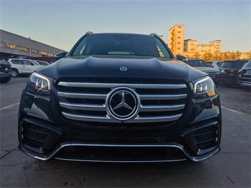 24款奔驰GLS450天津港可分期本月优惠