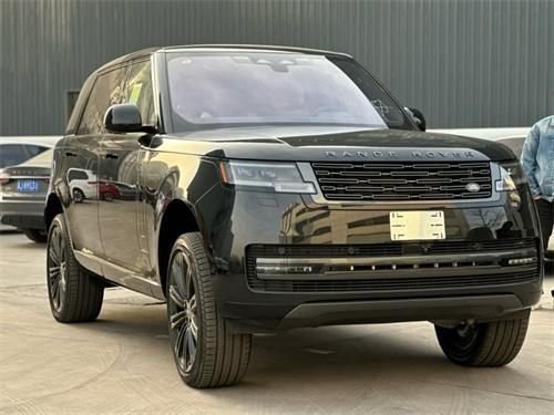 23款路虎揽胜行政4.4T P530汽油SE长轴