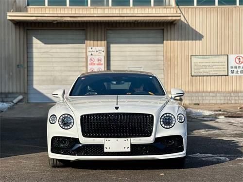 23款宾利飞驰4.0T S版现车本月落地价
