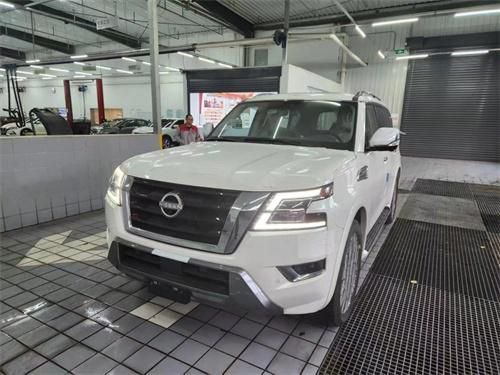 23款美版途乐旗舰版5.6L二排扶手钜惠