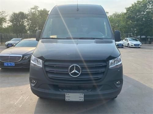 23款奔驰斯宾特2.0T汽油 全国上牌优惠价