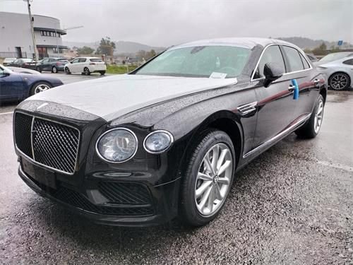 24款欧版宾利飞驰2.9T油混首批现车报价