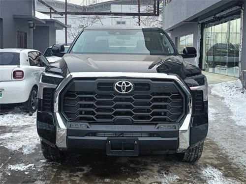 24款丰田坦途3.5T天津低价钜惠