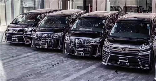 丰田埃尔法蒙娜丽莎版预定价格黄金套件