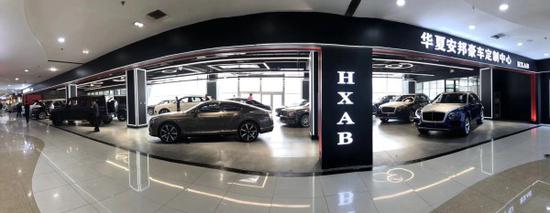 2020款劳斯莱斯古思特暗黑元素更显神秘