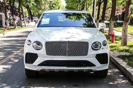 特价优惠30万 23新款宾利添越V8现车