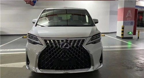 进口雷克萨斯LM300h七座商务车底价出售