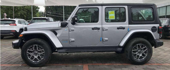 22款吉普牧马人撒哈拉罗宾汉天津43万起