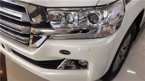 18款丰田兰德酷路泽4000 冷静与宽广