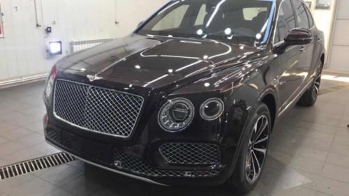 19款宾利添越报价天津港国5现车促销价格