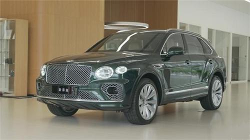 2021款宾利添越4.0顶级奢华SUV奢华有理