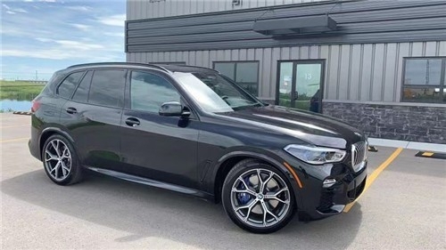 2021款宝马X5搭载3.0T最大马力306匹