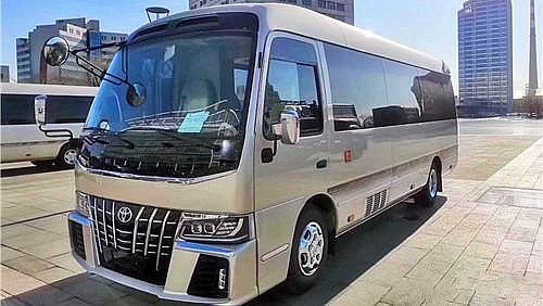 丰田考斯特17座报价单现车照片价格