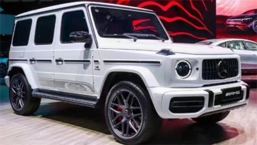 2022款奔驰G63冰点价首付50万祼车240万