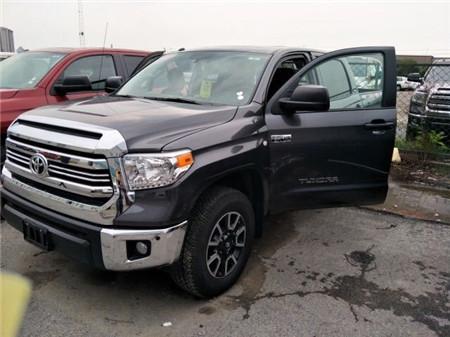 2017款丰田坦途加版SR5 TRD 现车手续全