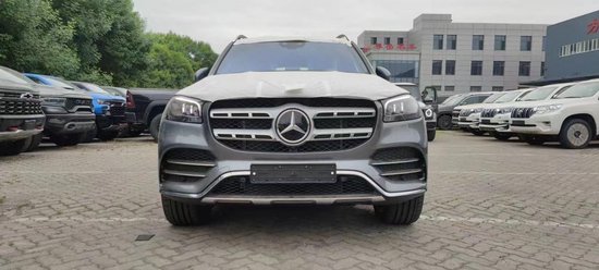 奔驰GLS580 4.0T V8最新报价136.8万起