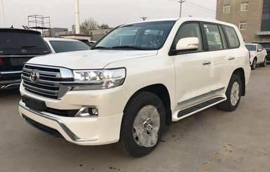 2019款丰田酷路泽5700现车性促销全国