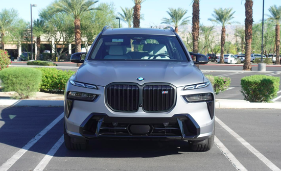 2024新款宝马X7 M60i超级奢华磅礴现车