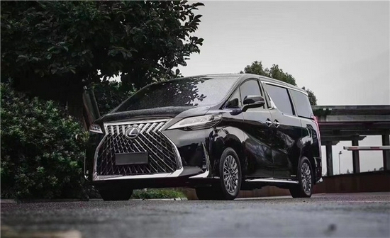 雷克萨斯LM300提车不用等再送三年质保