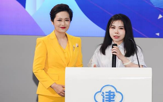 获奖者发表感言