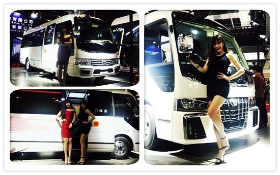 新款丰田考斯特10座报价 4.0内饰图片