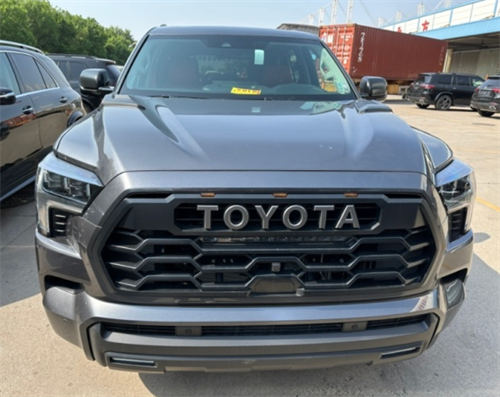 23款丰田红杉 全系降价现车团购优惠8万