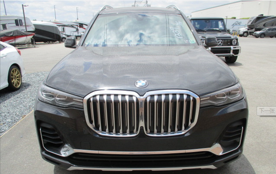 20款宝马X7家族化设计现车国六接受预售